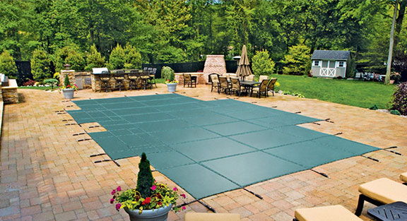 Why It’s Time to Upgrade to a LOOP-LOC Pool Cover